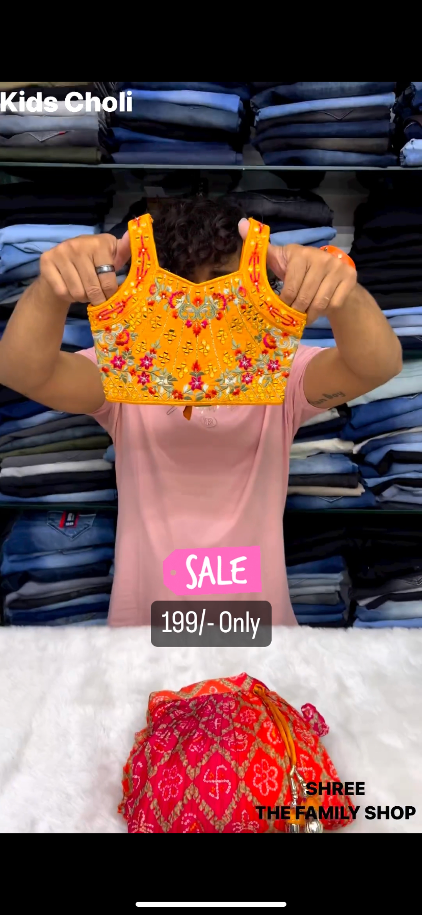 ad1dff_9e99135a82334651afbb4096211be680_mv2.png Orange Plazzo Suit For Kids On Sale